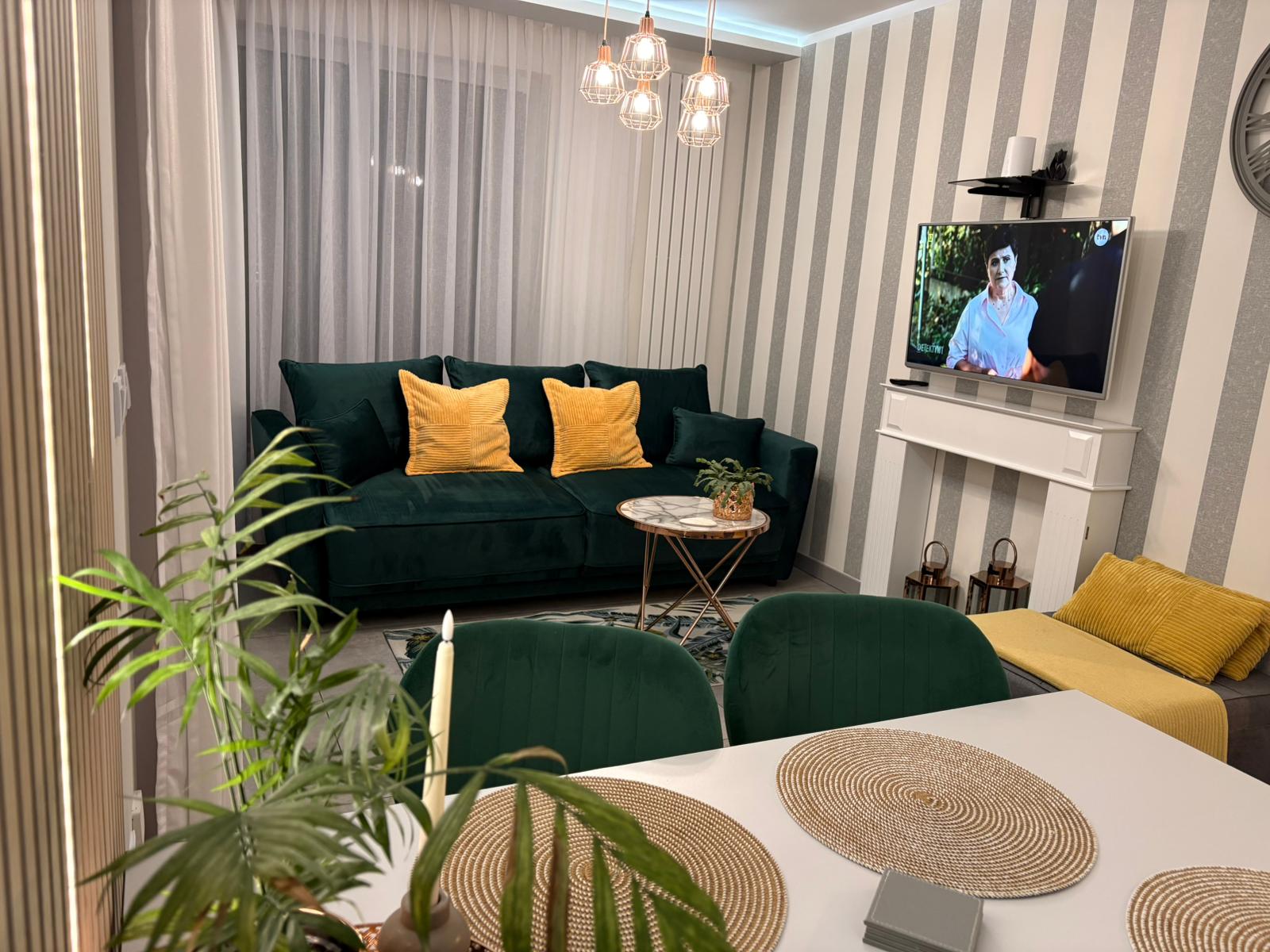 Apartament Yellow